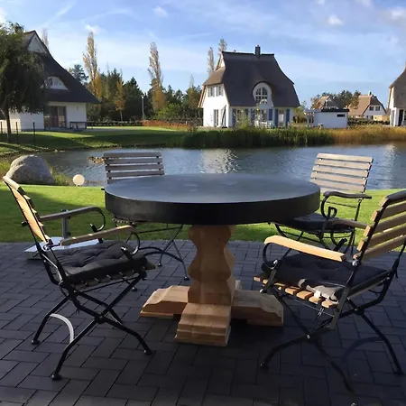 Reetdachhaus Am Wasser Mit Sauna, Aussenwhirlpool Holiday home Fuhlendorf (Mecklenburg-Vorpommern)