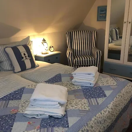 Reetdachhaus Am Wasser Mit Sauna, Aussenwhirlpool Fuhlendorf (Mecklenburg-Vorpommern)